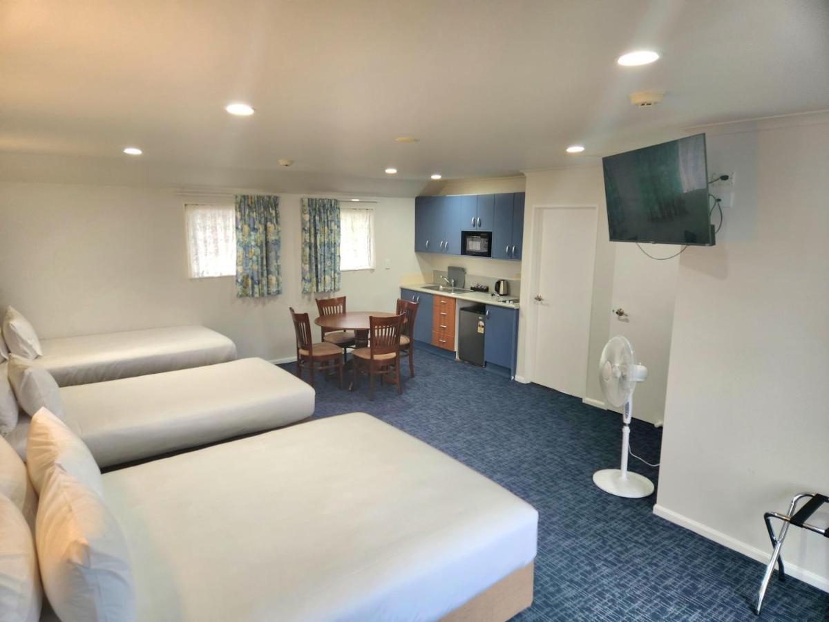Botany Palms Motel Auckland Extérieur photo
